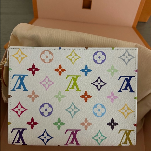 Louis Vuitton X Takashi Murakami Toiletry 19 BNIB - Picture 3 of 8